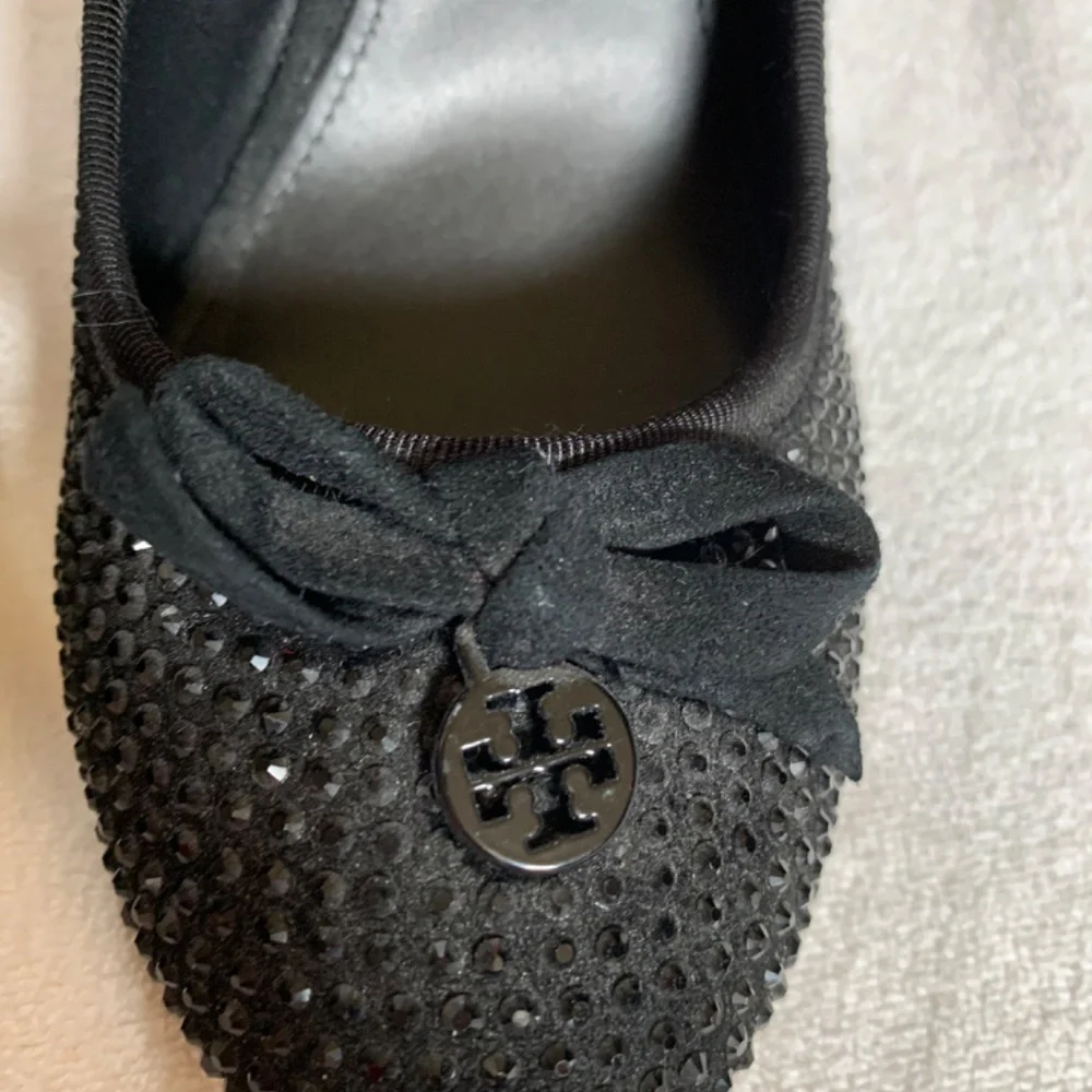 NWOB Tory Burch Black Suede Glitter Pumps sz 8.5M